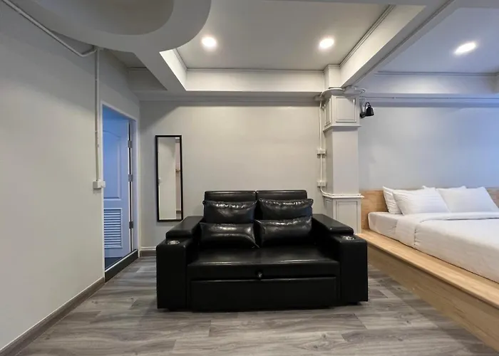 Pratunam Family House 2 3*